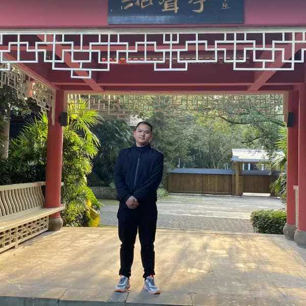 31岁岁重庆单身帅哥 - 马鞍山吉缘网